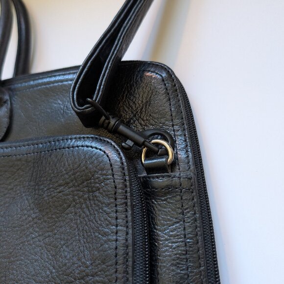 Beautiful Vintage Wilson's Black Leather Laptop Bag in great condition - Picture 6 of 16